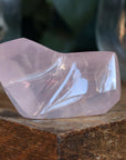 Rose quartz free form from Mozambique 15