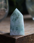 Fluorite tower with calcite snowflakes 3