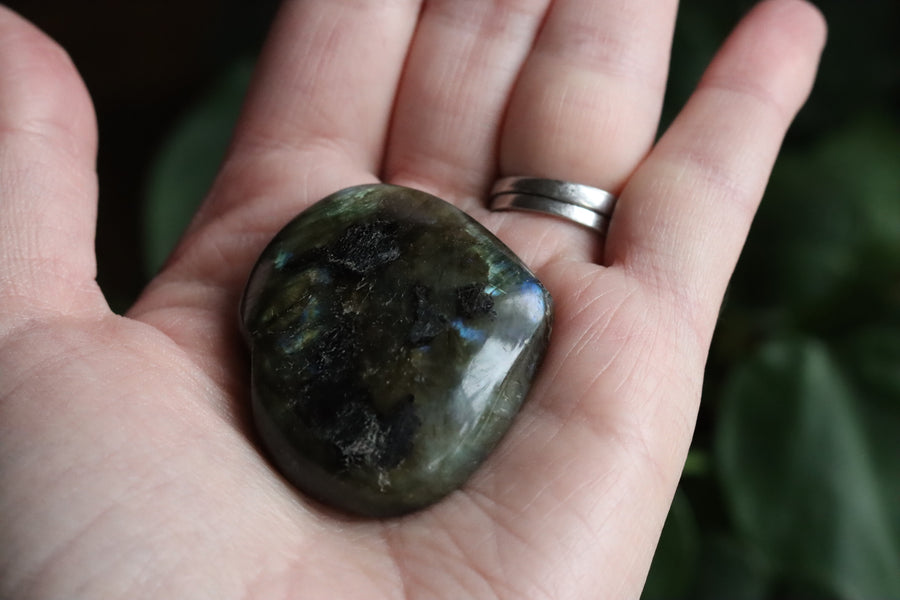 Labradorite heart 17