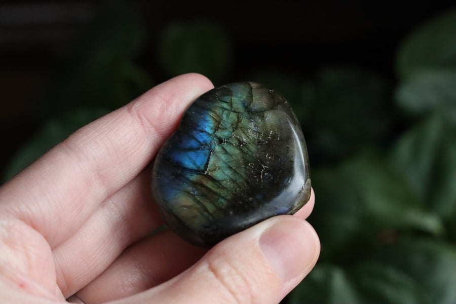 Labradorite heart 17