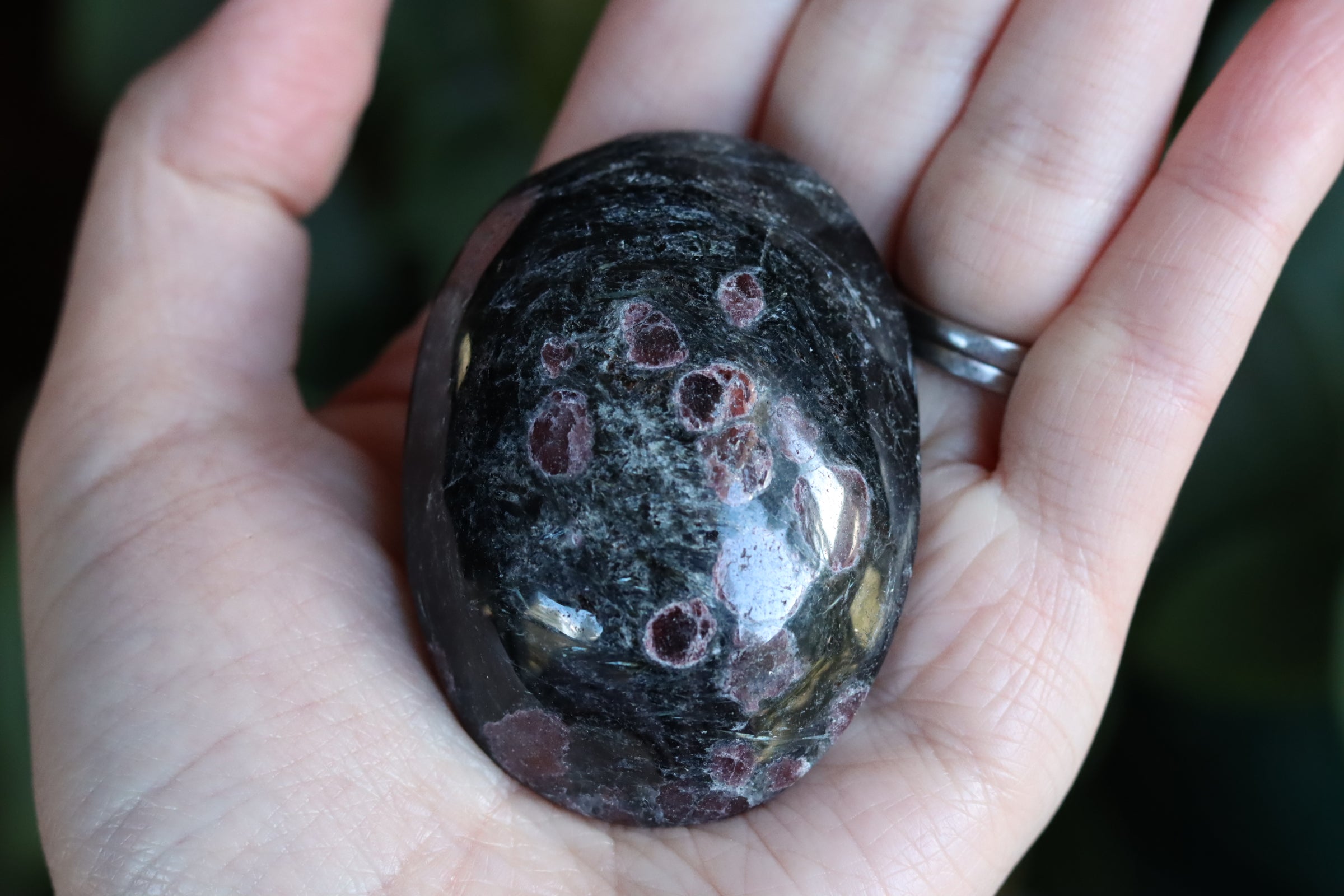 Garnet astrophyllite pocket stone 11