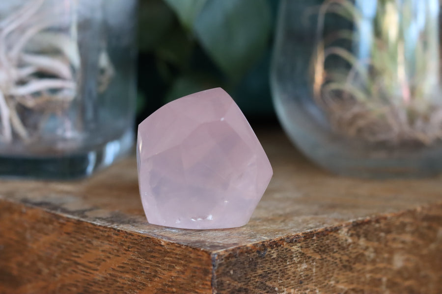 Rose quartz free form from Mozambique 15
