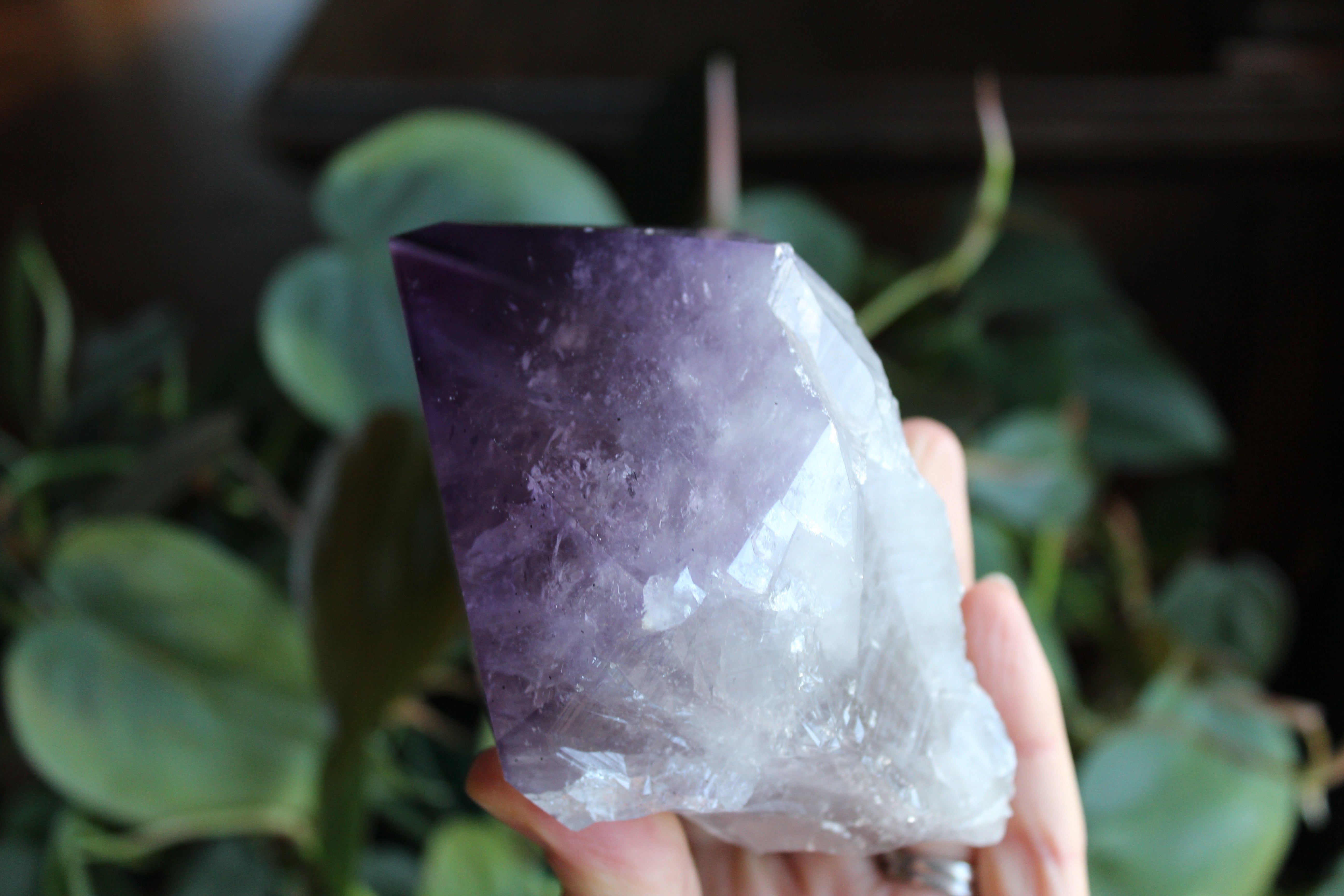 Large amethyst point 1, new