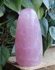 Rose quartz free form 1, new