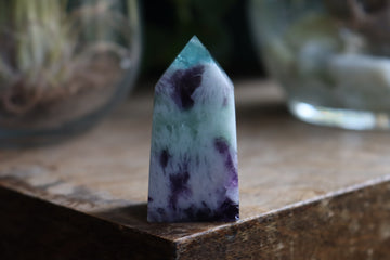 Fluorite tower with calcite snowflakes 2
