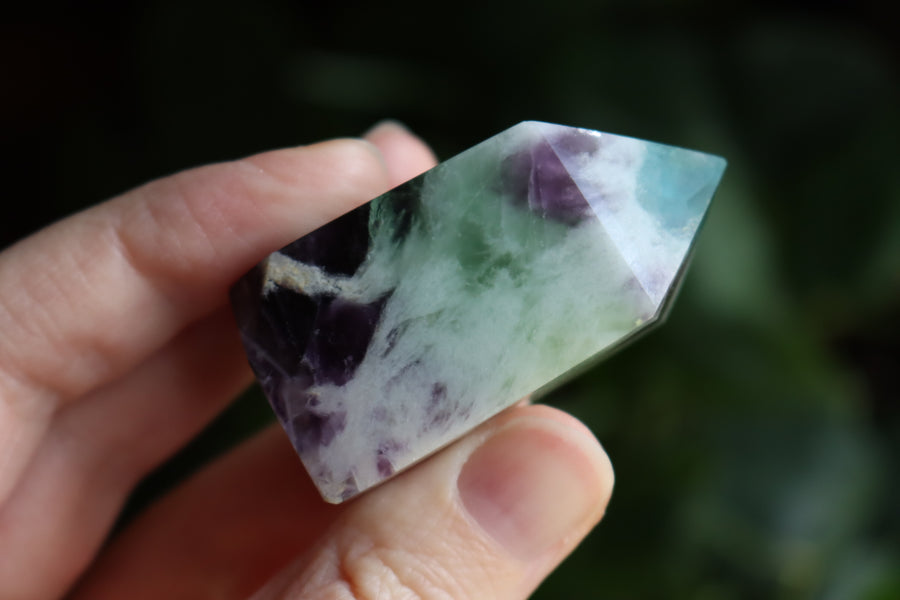 Fluorite tower with calcite snowflakes 2