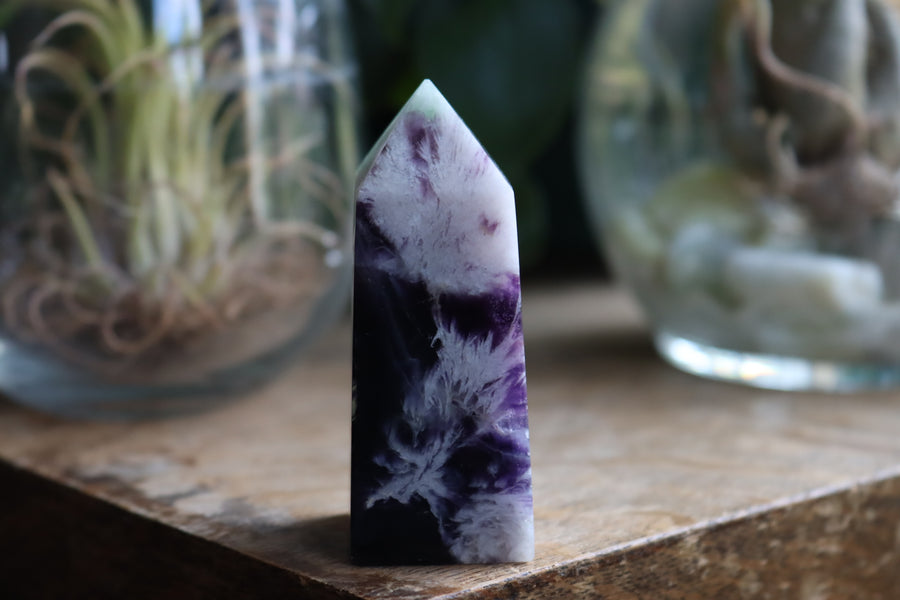 Fluorite tower with calcite snowflakes 6