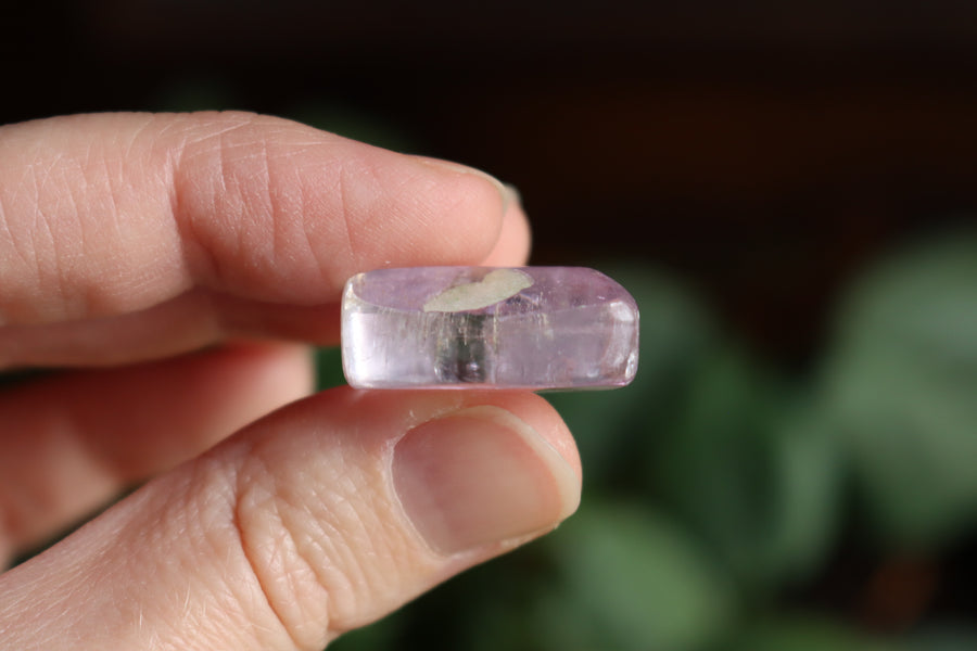 Polished pink kunzite 4