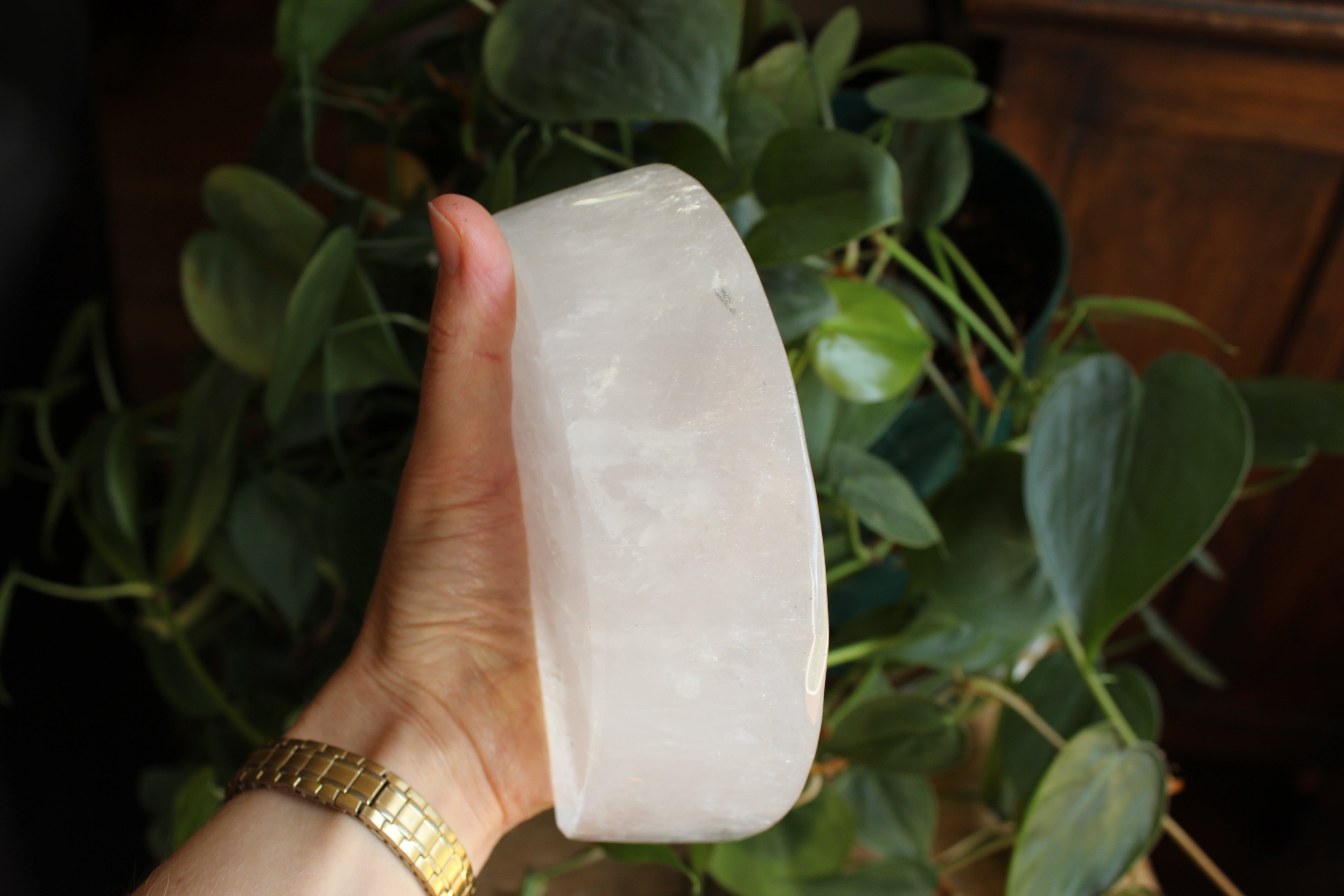 Quartz moon dish 1, new