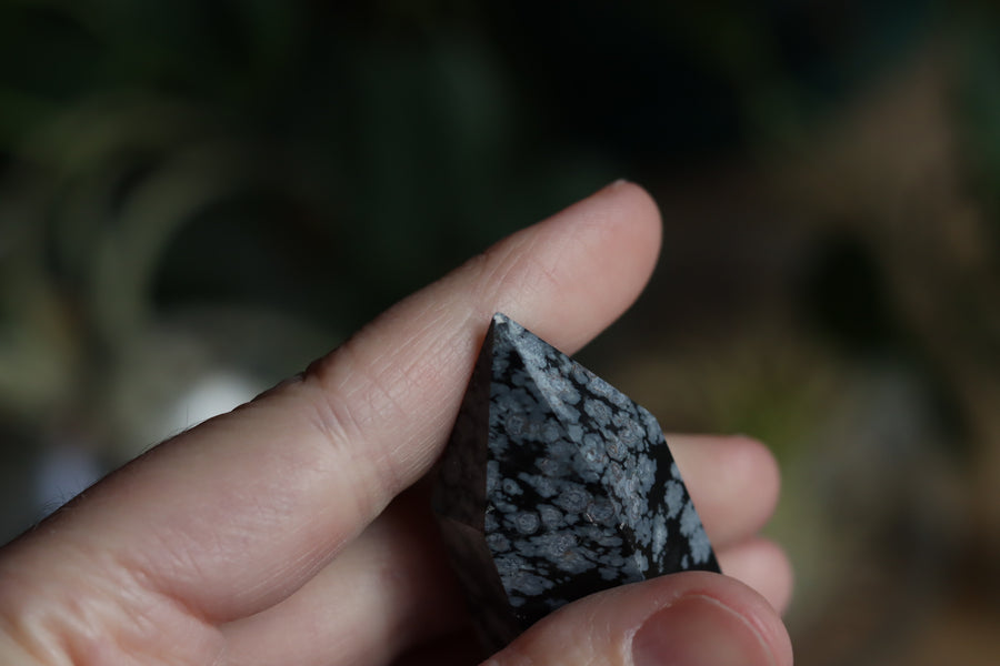 Snowflake obsidian tower 6