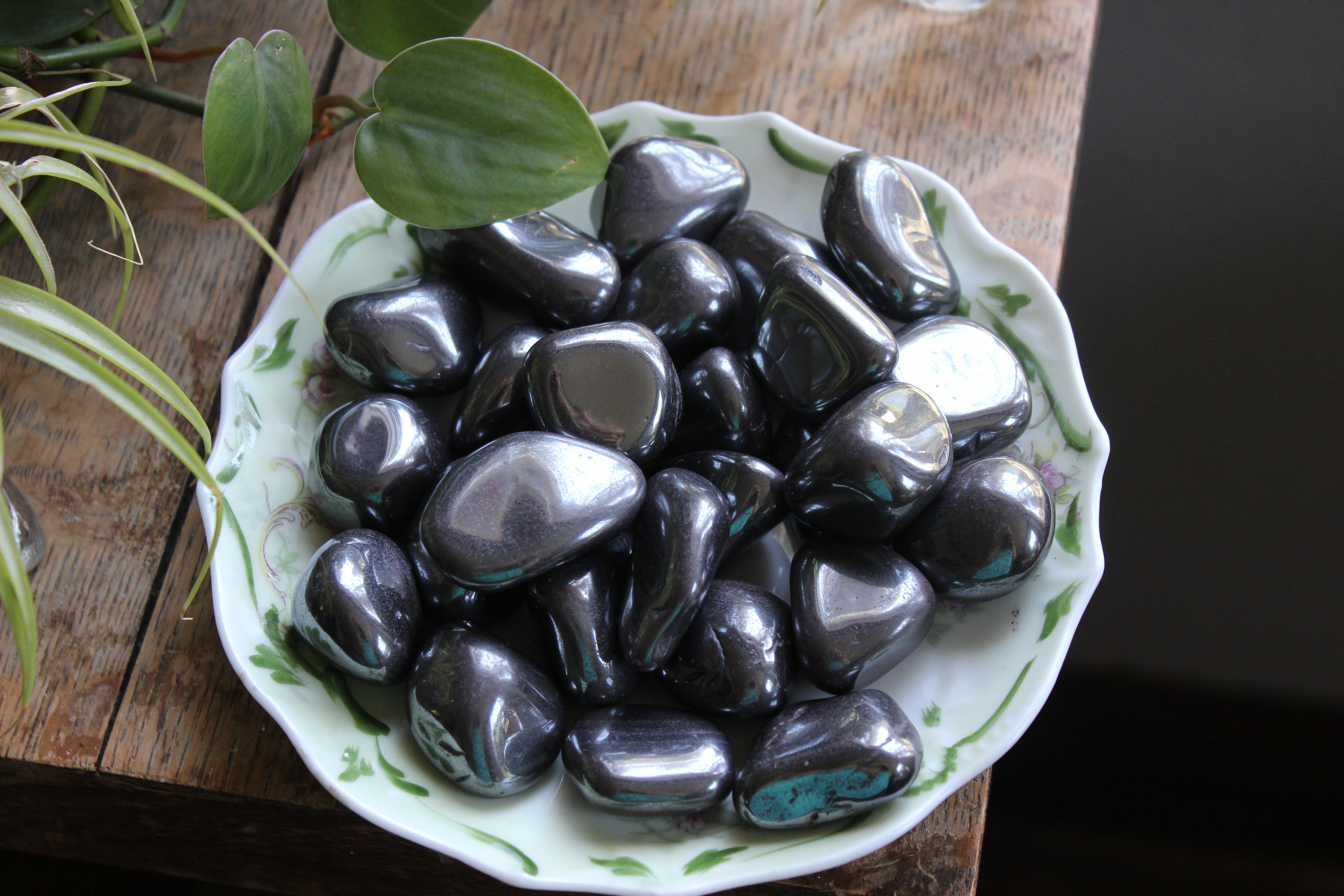 Hematite tumbled stone