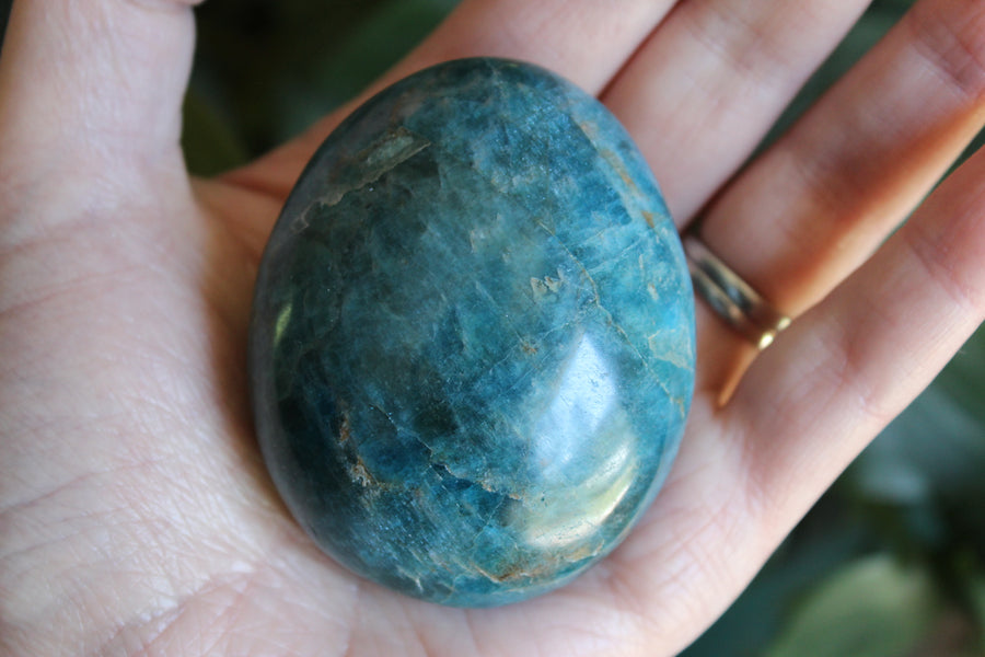 Blue apatite pocket stone 10