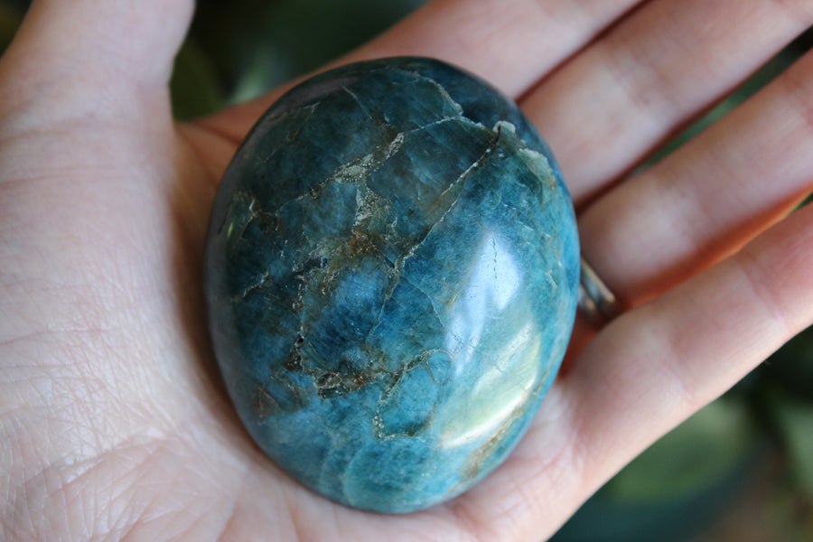Blue apatite pocket stone 10