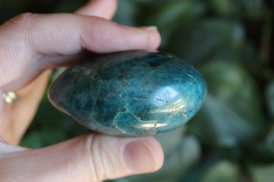 Blue apatite pocket stone 10