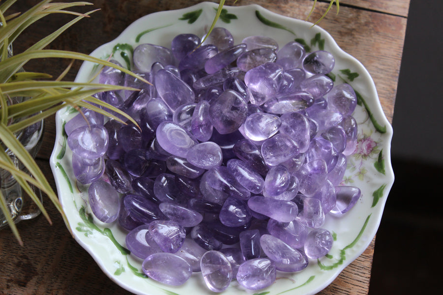 Amethyst tumbled stones (set of 3)