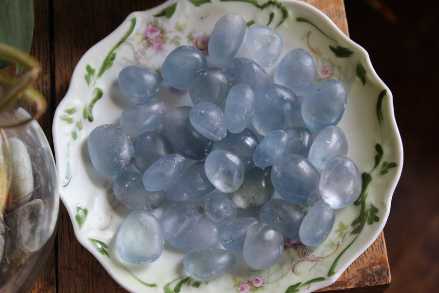 Celestite tumbled stone