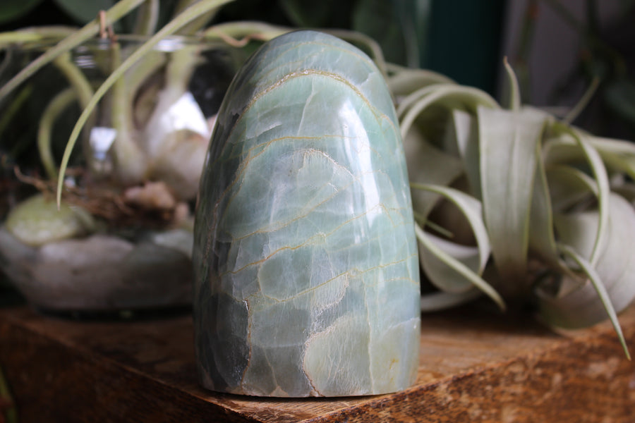 Garnierite free form 1