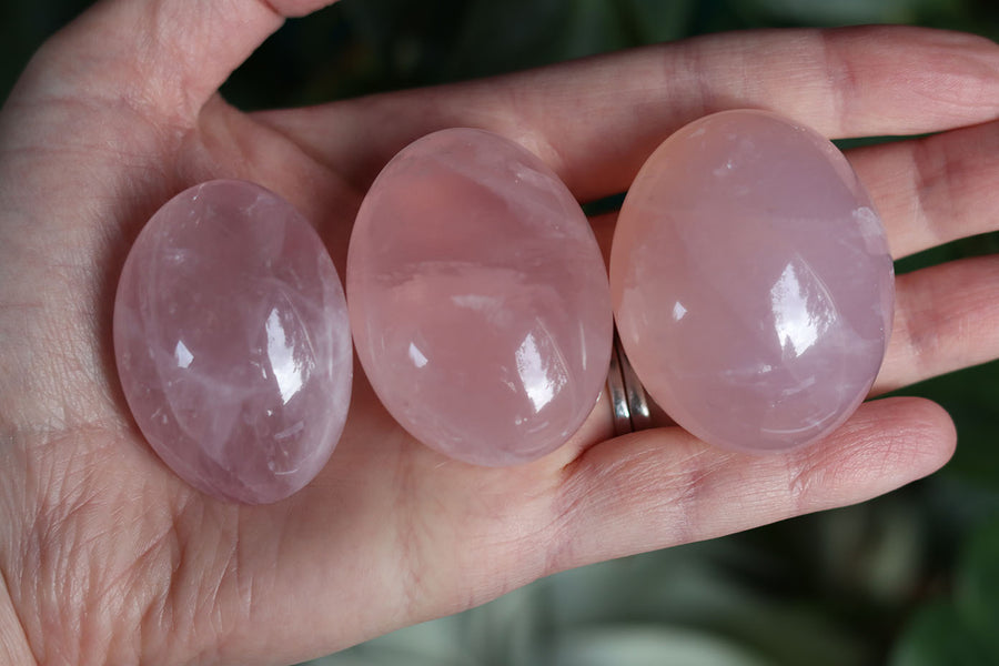 Rose quartz pocket stone