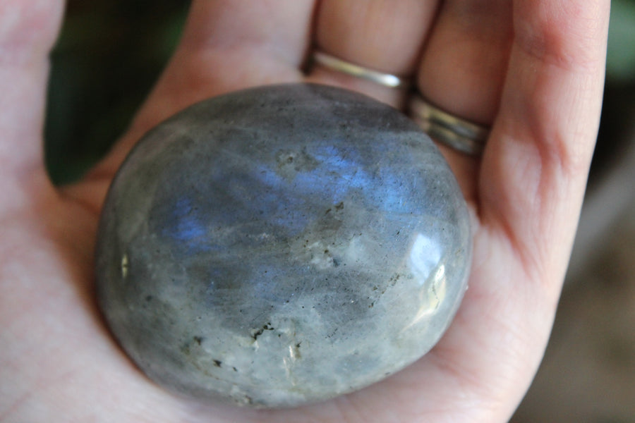 Labradorite pocket stone 6