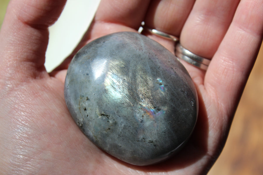 Labradorite pocket stone 6