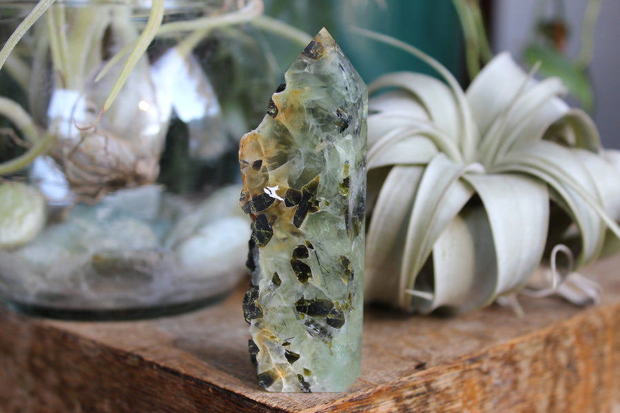 Prehnite cluster tower 1