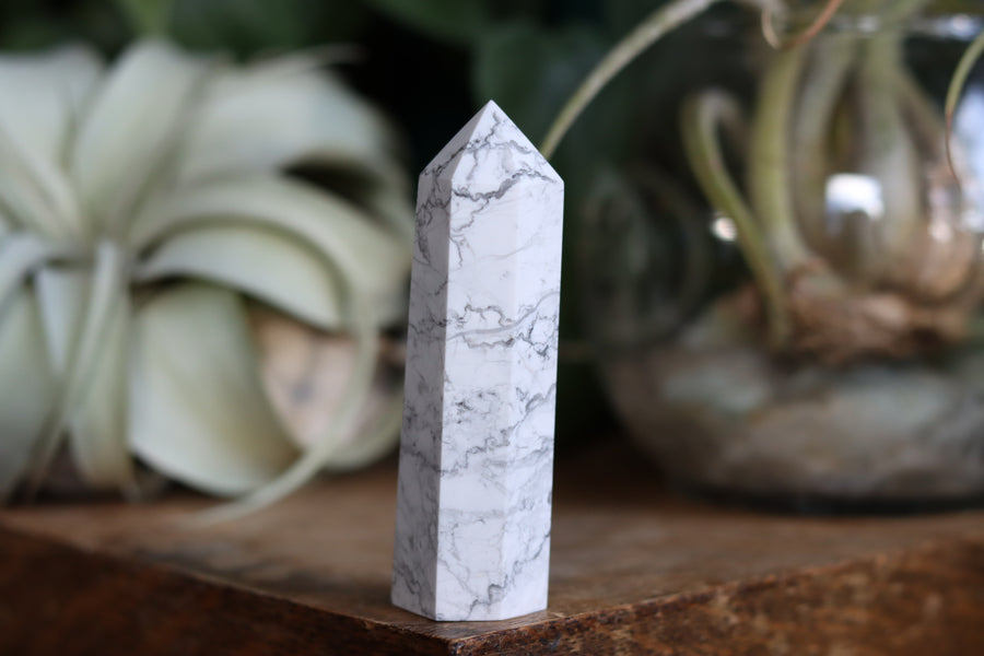 Howlite tower 1