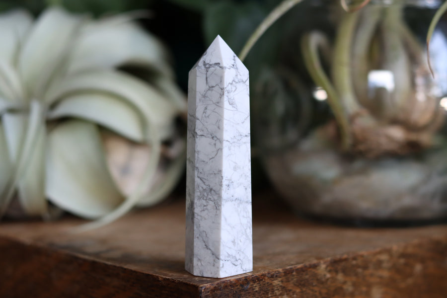 Howlite tower 1