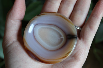 Carnelian dish 1