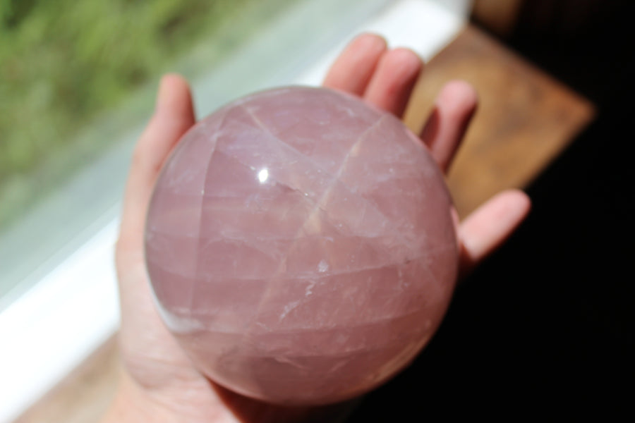 Rose quartz sphere 1