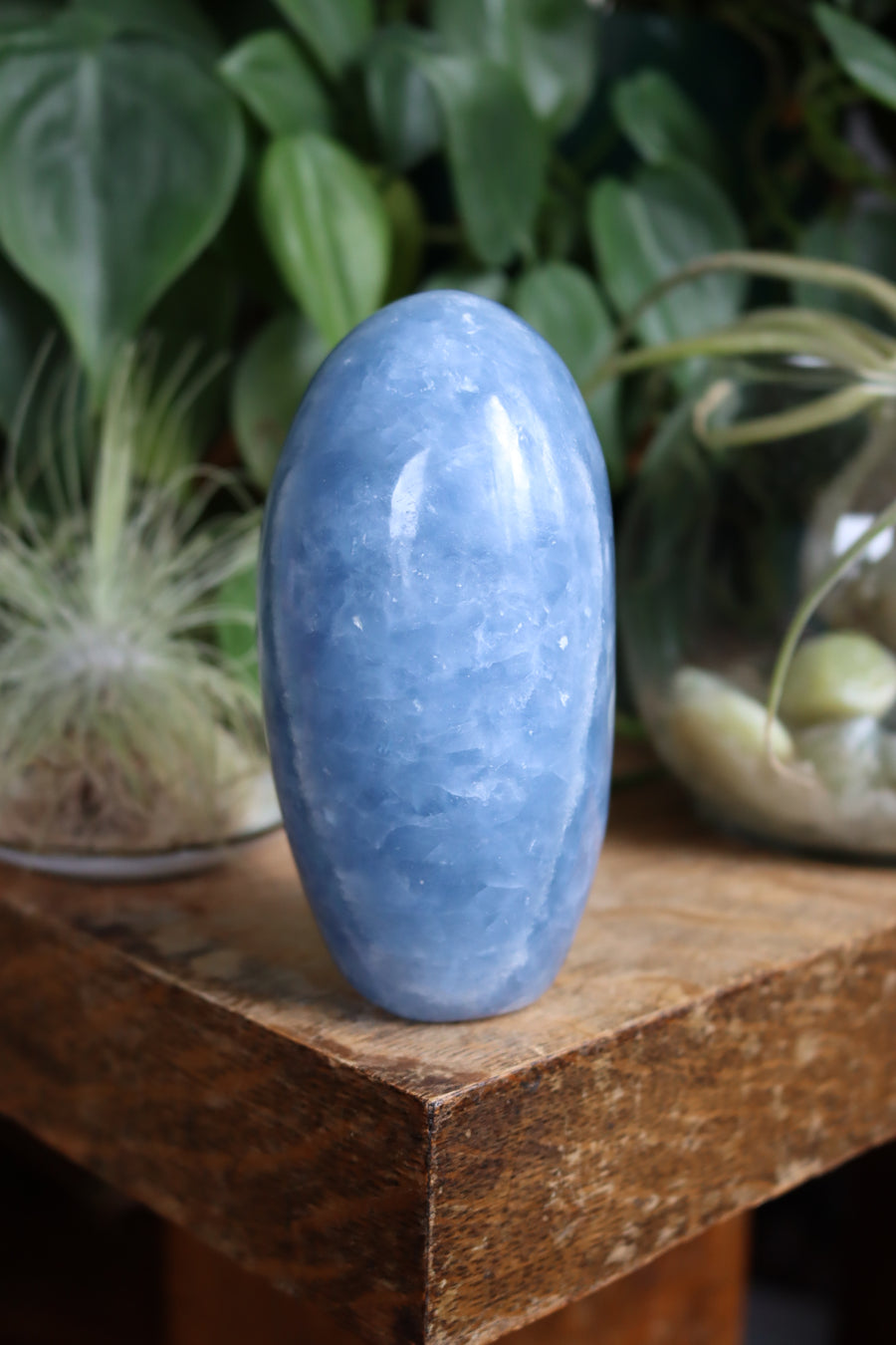 Blue calcite free form 2