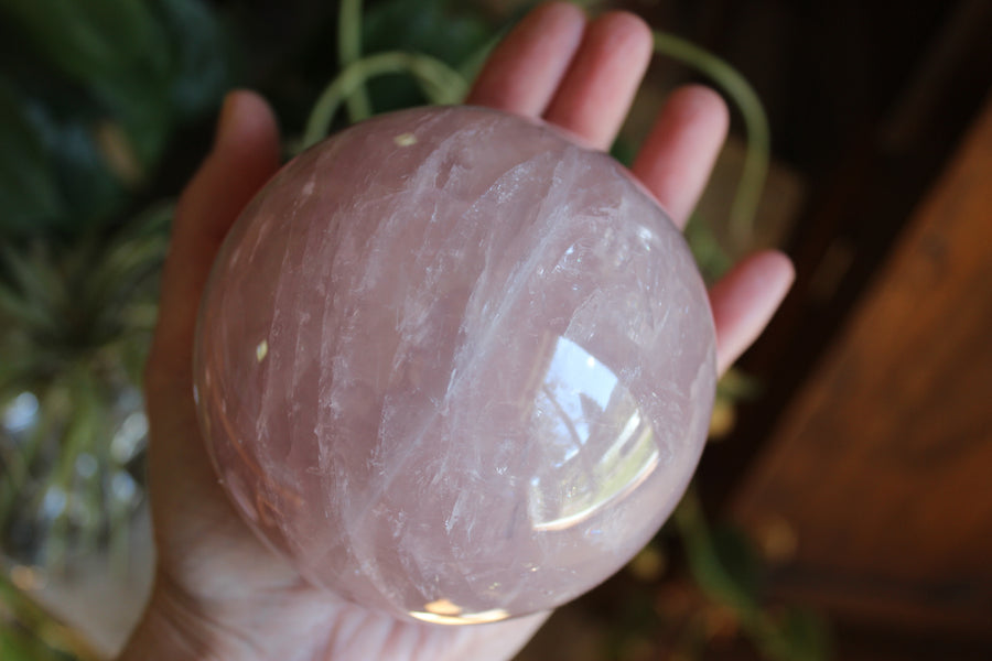 Rose quartz sphere 1