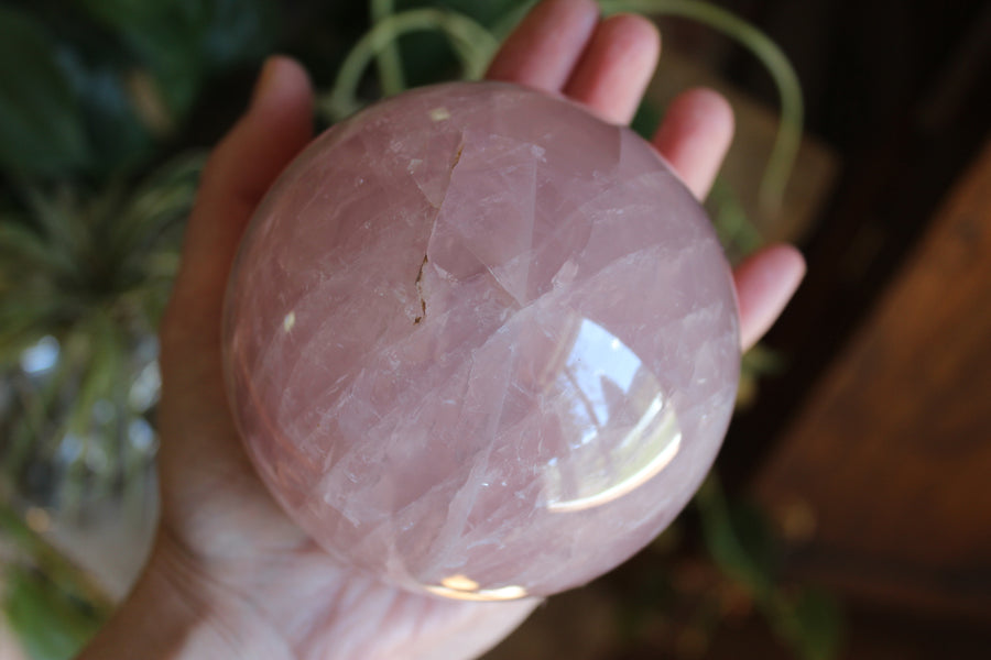 Rose quartz sphere 1