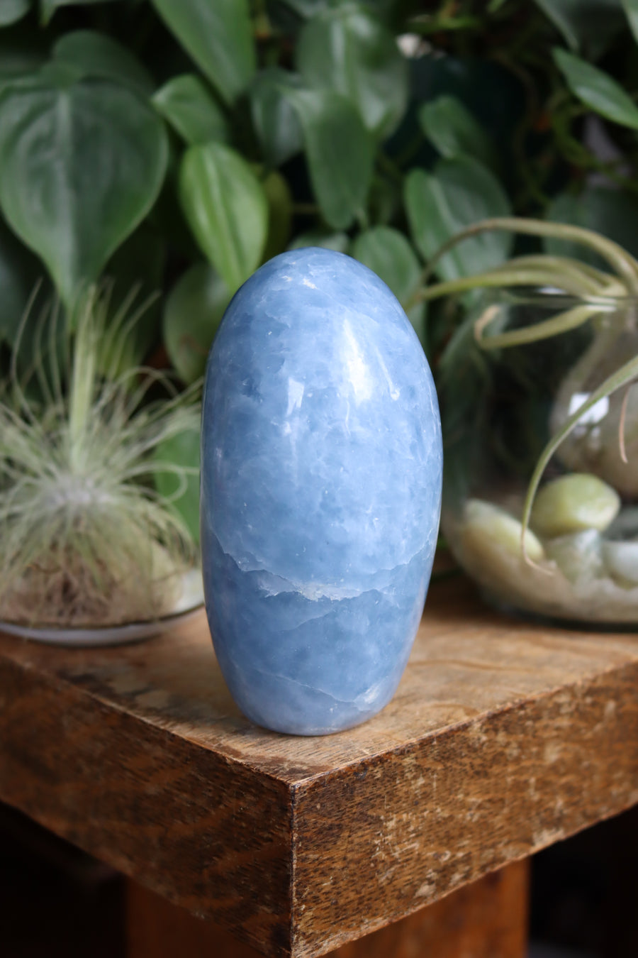 Blue calcite free form 2