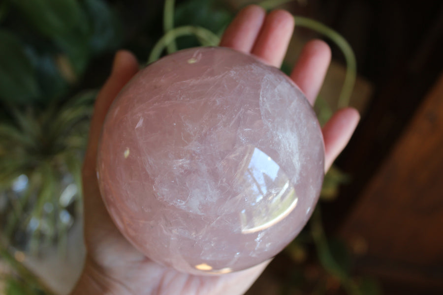 Rose quartz sphere 1