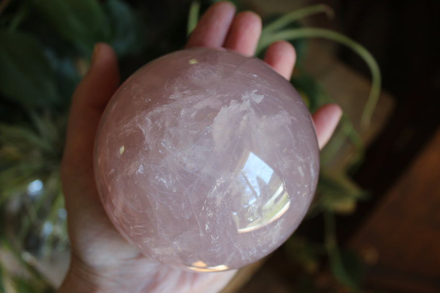 Rose quartz sphere 1