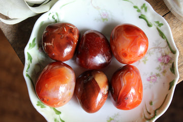 Carnelian pocket stone