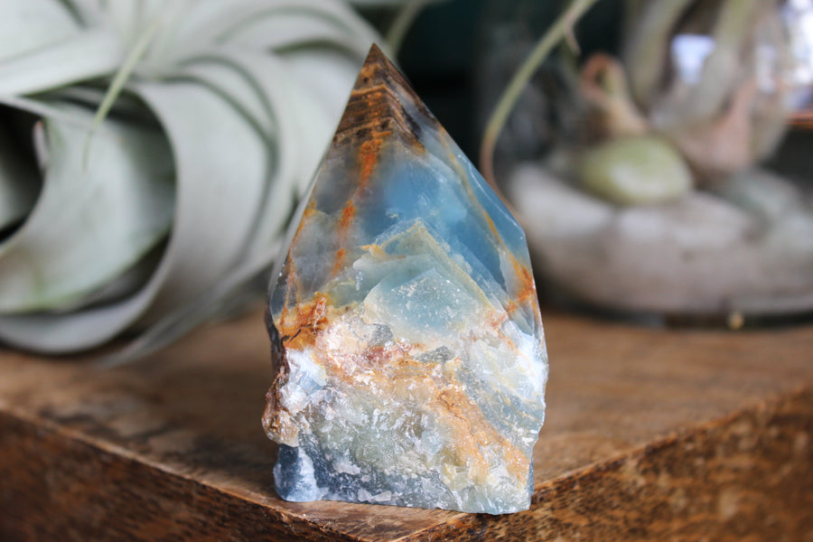 Semi polished blue onyx tower 10