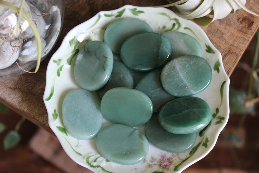 Green aventurine pocket stone