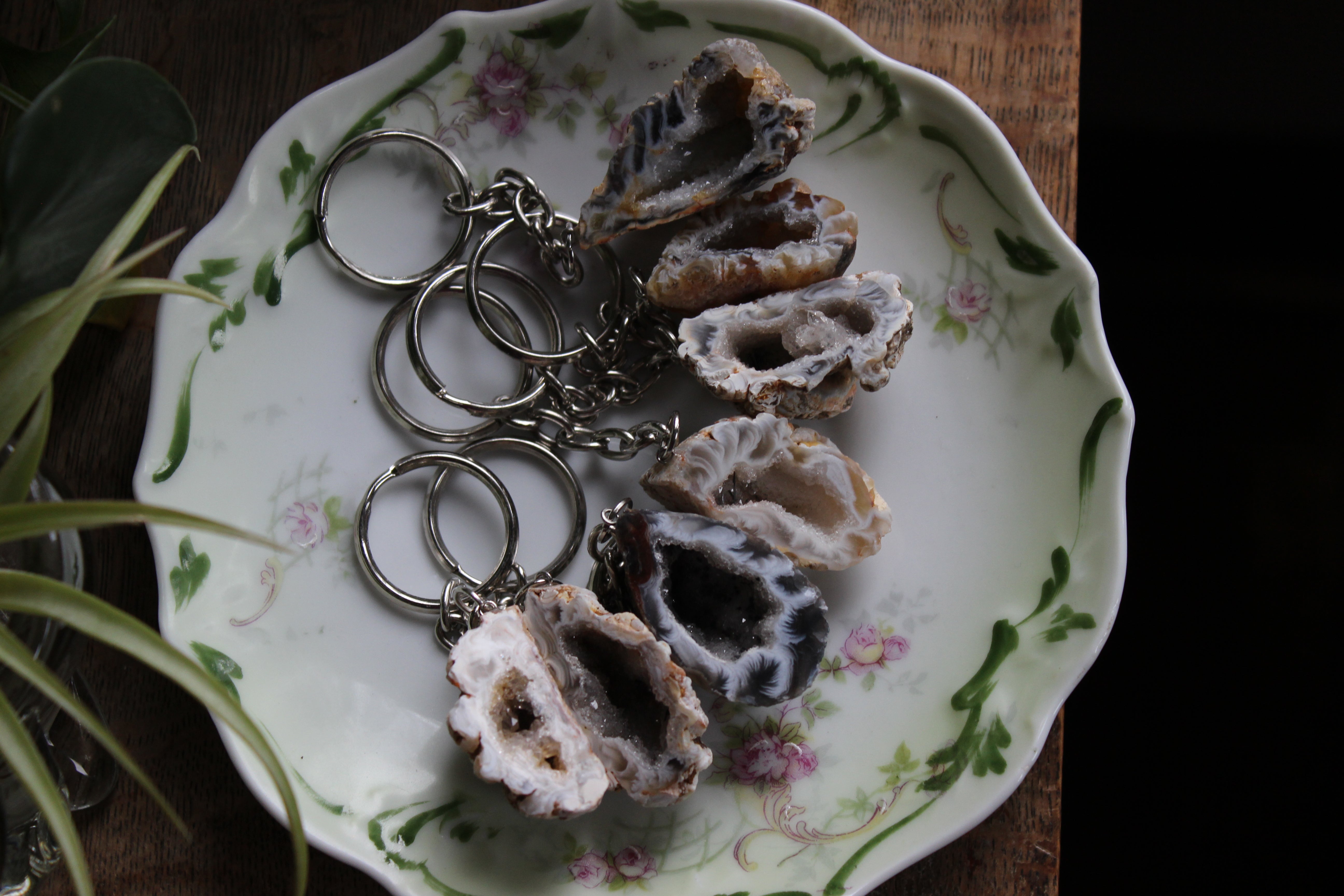 Oco geode half keychain